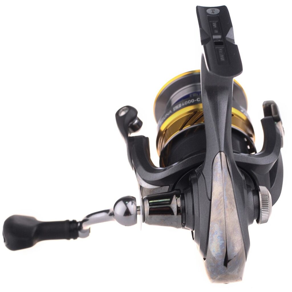 Катушка безынерц. Daiwa 20 Laguna LT 4000-C Катушка безынерц. Daiwa 20 Laguna LT 4000-C