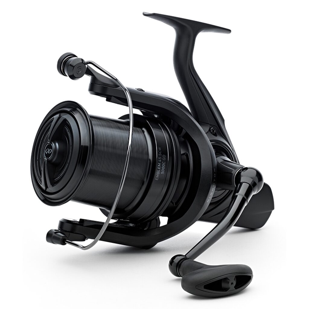 Катушка безынерц. Daiwa 18 EMBLEM 35SCW 5000LD QD Катушка безынерц. Daiwa 18 EMBLEM 35SCW 5000LD QD
