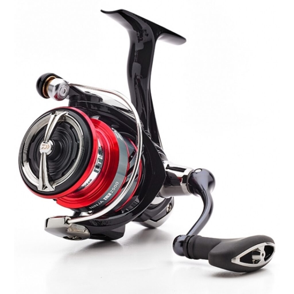 Катушка безынерц. Daiwa 18 NINJA LT2500 Катушка безынерц. Daiwa 18 NINJA LT2500