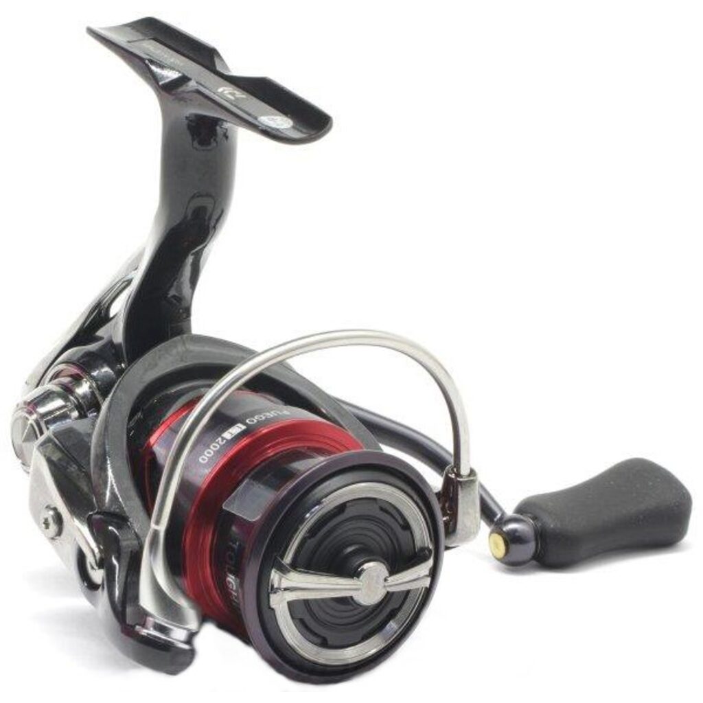 Катушка безынерц. Daiwa 20 FUEGO LT 2000 Катушка безынерц. Daiwa 20 FUEGO LT 2000