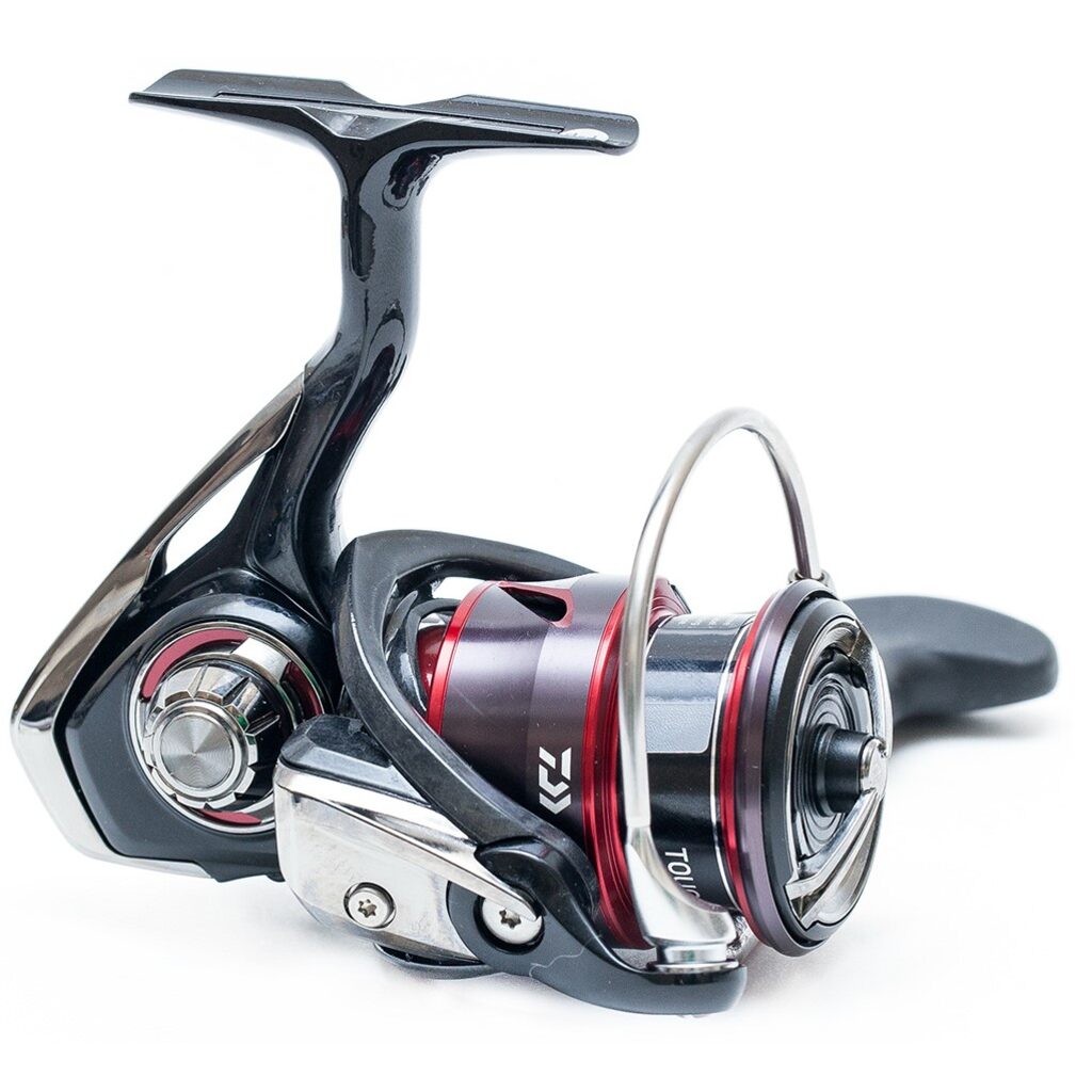 Катушка безынерц. Daiwa 20 FUEGO LT 2500 Катушка безынерц. Daiwa 20 FUEGO LT 2500