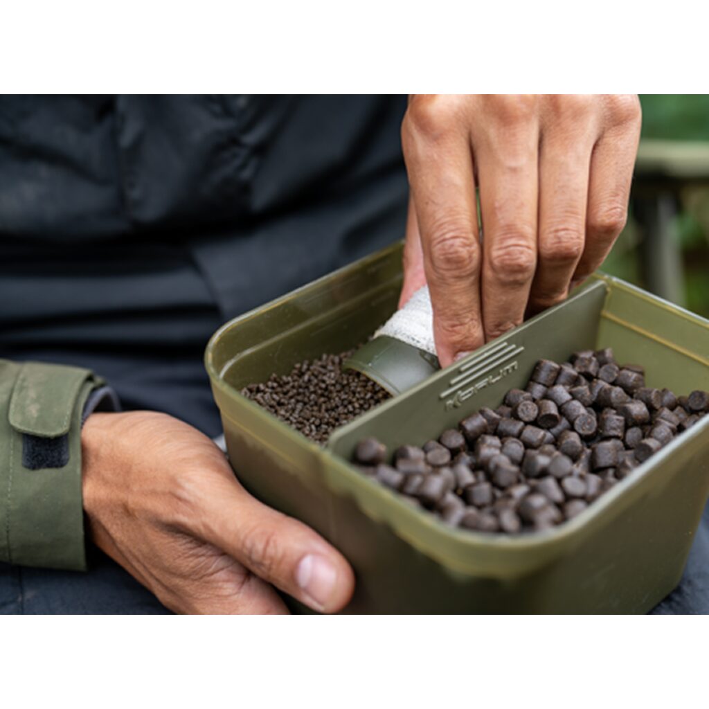 емкость для наживки Korum Divided Bait Tub 3pt/1.7l