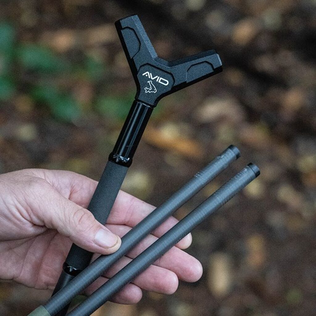 Подсачек карповый AVID BREACH LANDING NET 42 Подсачек карповый AVID BREACH LANDING NET 42
