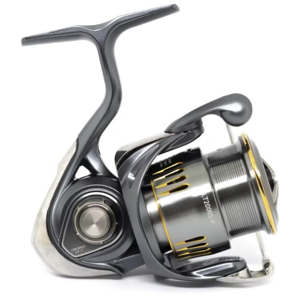 Катушка безынерц. Daiwa 23 AIRITY LT2000S-P Катушка безынерц. Daiwa 23 AIRITY LT2000S-P