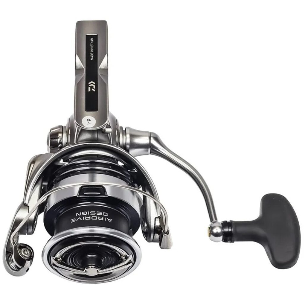 Катушка безынерц. Daiwa 23 EXCELER LT3000-C Катушка безынерц. Daiwa 23 EXCELER LT3000-C