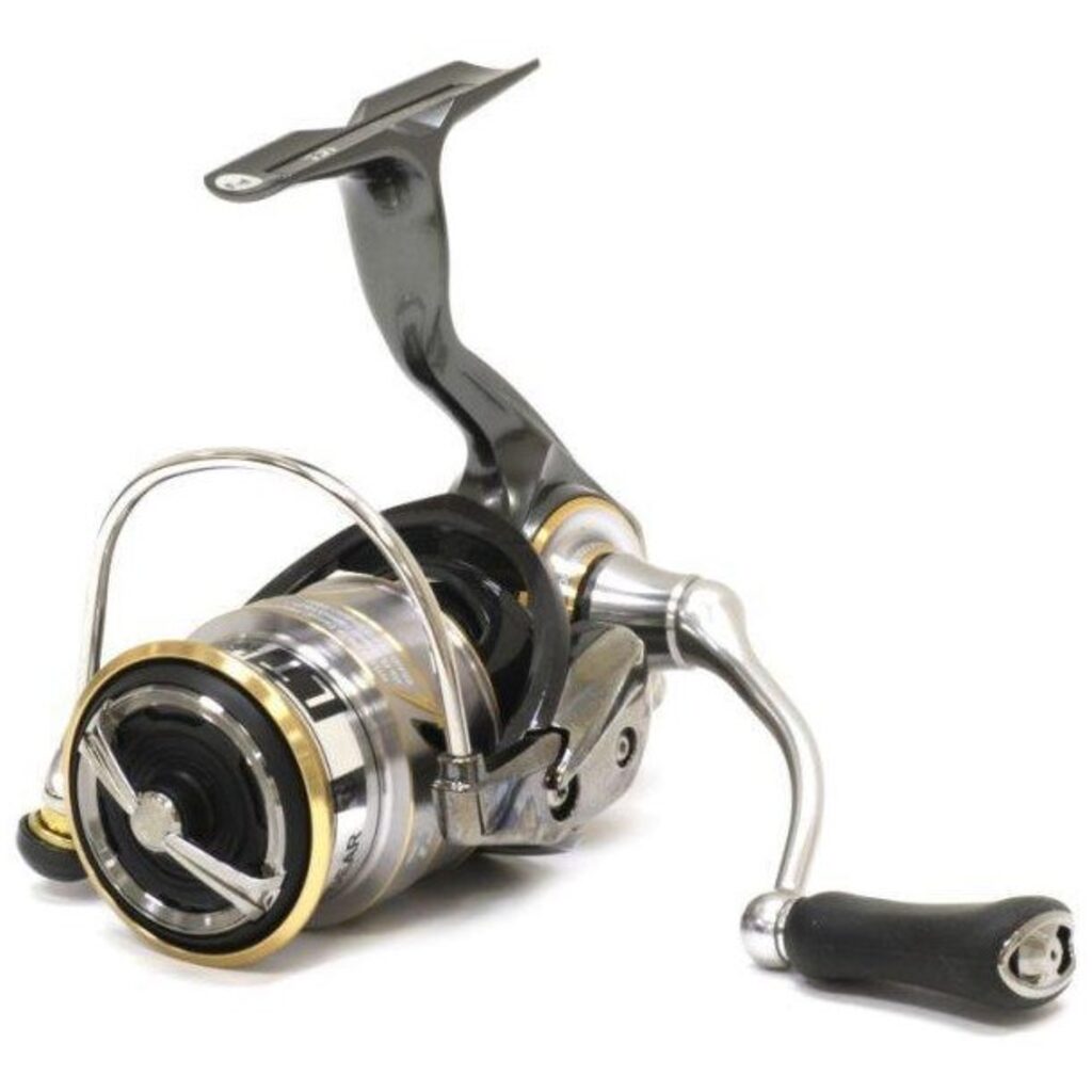 Катушка безынерционная Daiwa 20 Luvias FC LT 2500S, купить в Минске