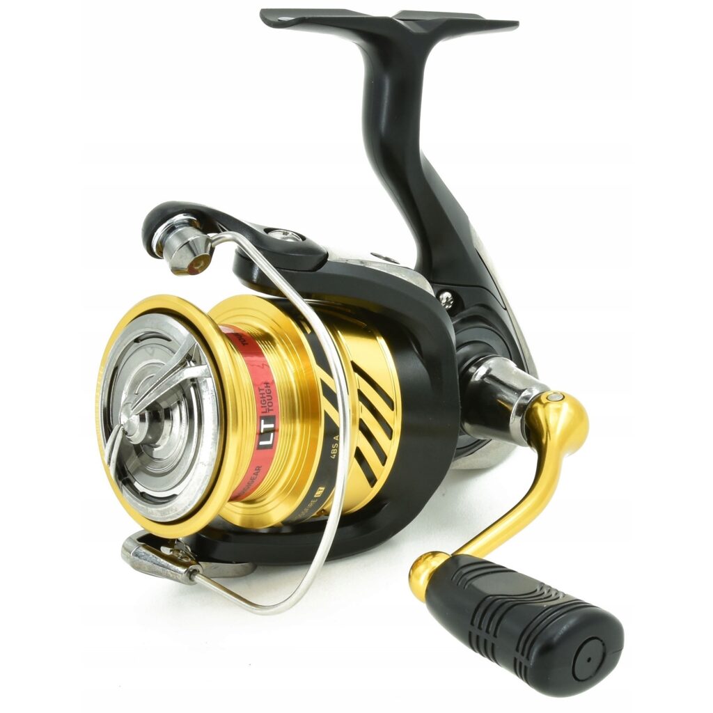 Катушка безынерц. Daiwa 20 Crossfire LT 2500 4BS A Катушка безынерц. Daiwa 20 Crossfire LT 2500 4BS A