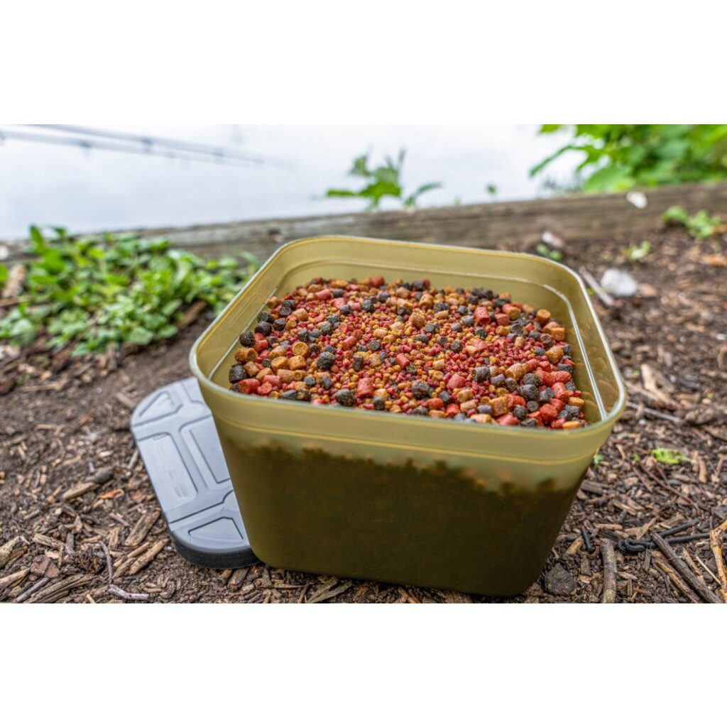 Емкость для наживки KORUM BAIT TUB - 3pt / 1.8L Емкость для наживки KORUM BAIT TUB - 3pt / 1.8L