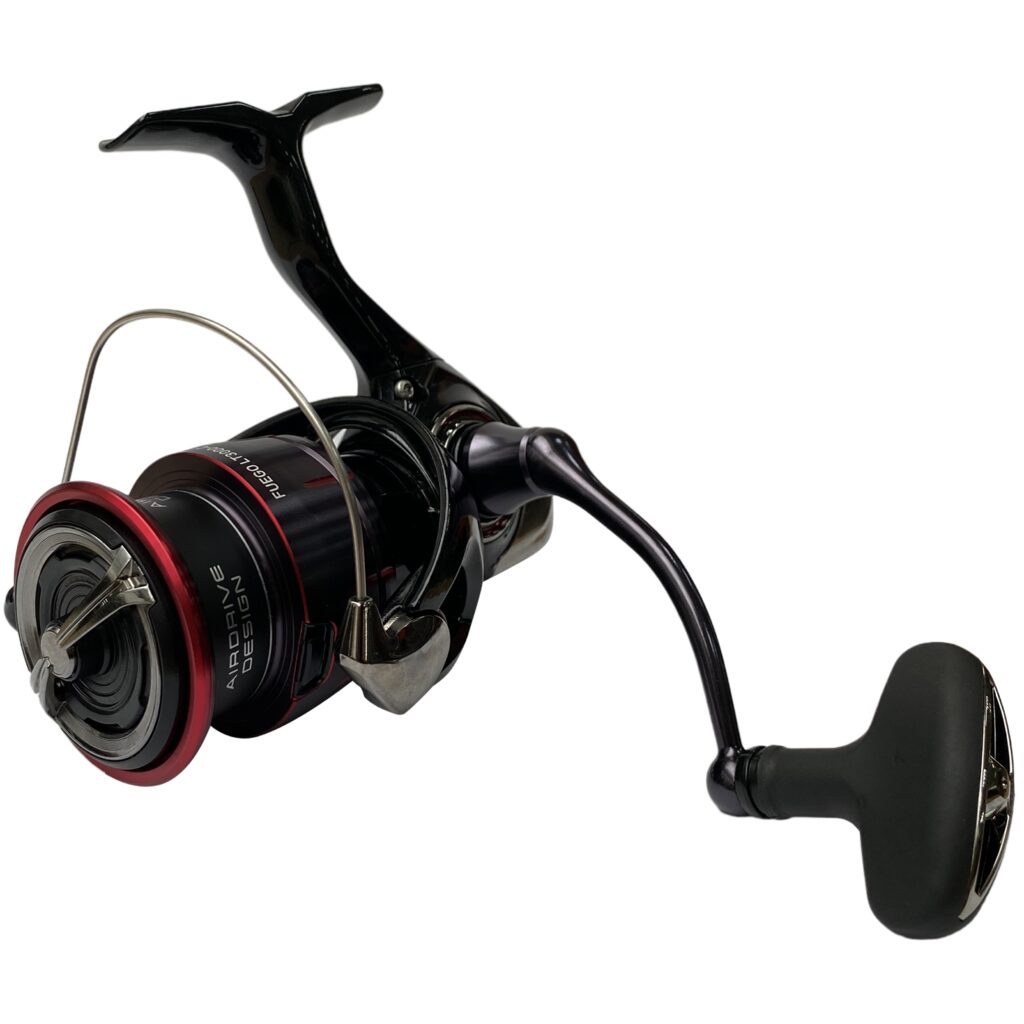 Катушка безынерц. Daiwa 23 Fuego LT3000-C Катушка безынерц. Daiwa 23 Fuego LT3000-C