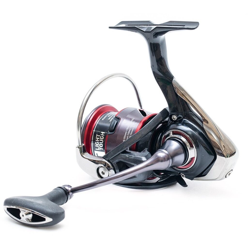 Катушка безынерц. Daiwa 20 FUEGO LT 2500 Катушка безынерц. Daiwa 20 FUEGO LT 2500
