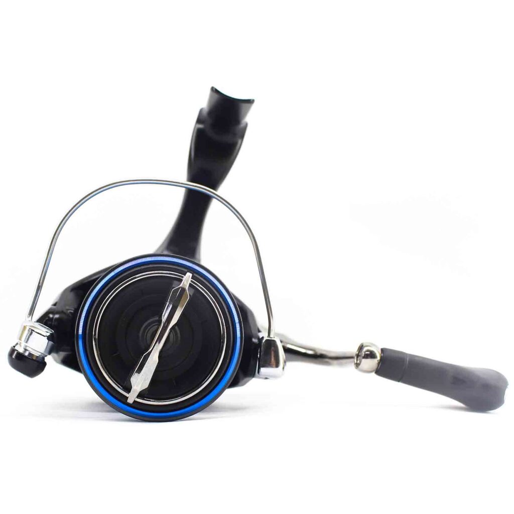 Катушка Shimano Nexave FIC3000 Катушка Shimano Nexave FIC3000