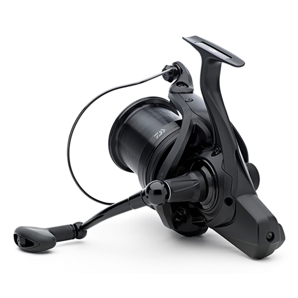 Катушка безынерц. Daiwa 18 EMBLEM 35SCW 5000LD QD Катушка безынерц. Daiwa 18 EMBLEM 35SCW 5000LD QD