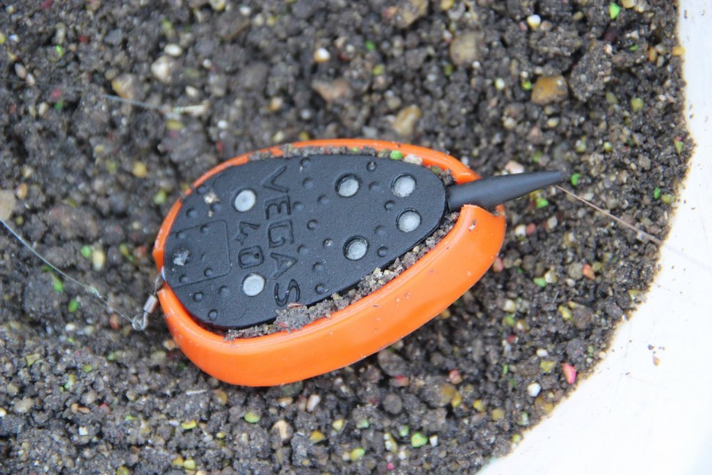 Кормушка для флэт-фидера