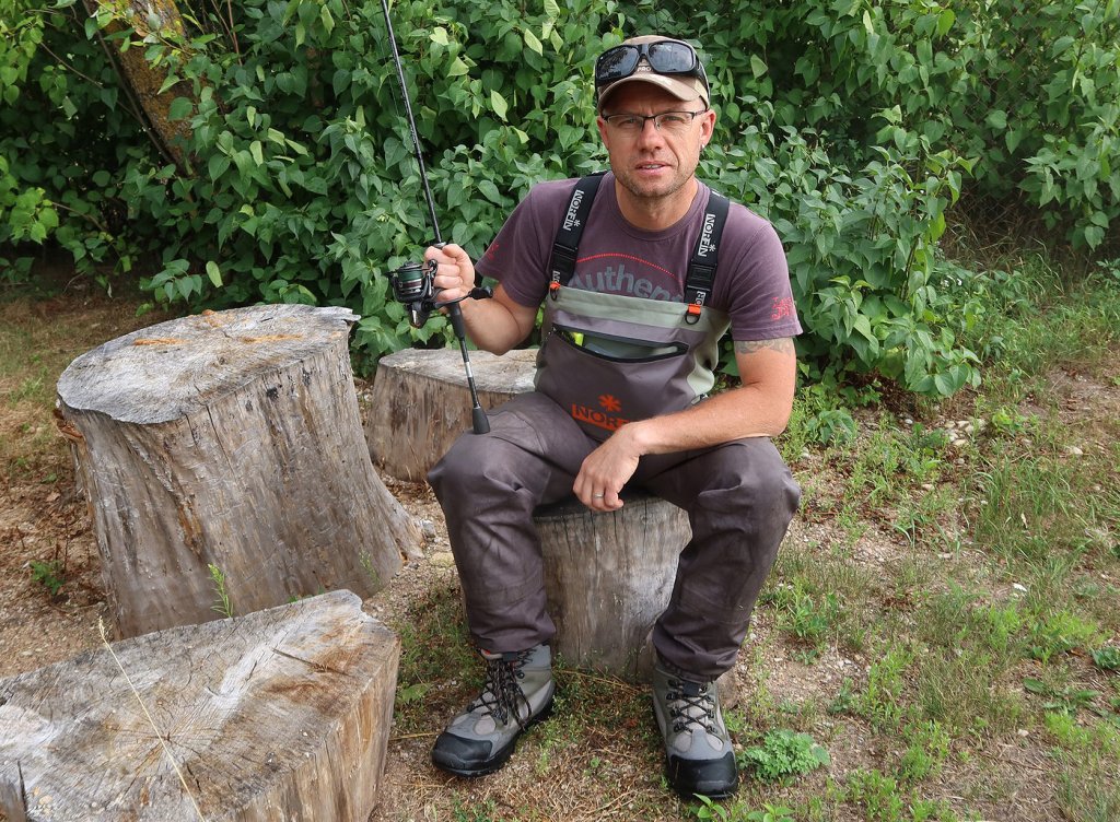 Валерий Сикиржицкий в забродном костюме Norfin