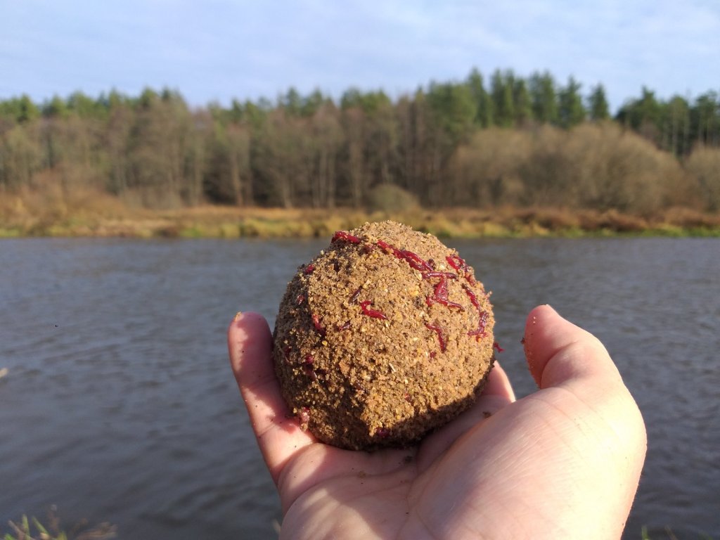 Шар прикормки  Шар прикормки
