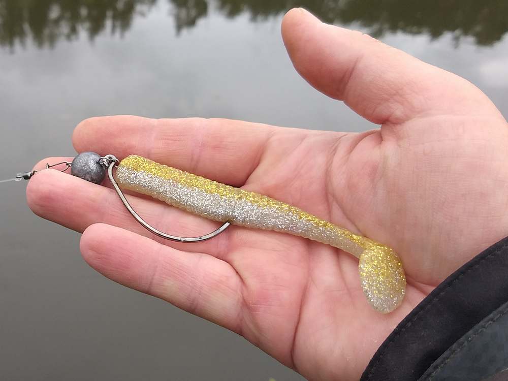 Lucky John Long John на офсетном крючке