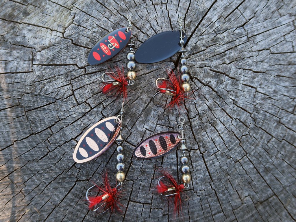 Пример расцветок вращающихся блёсен