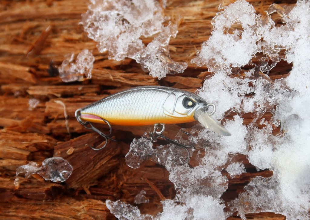 Маленький воблер Lucky John Basara