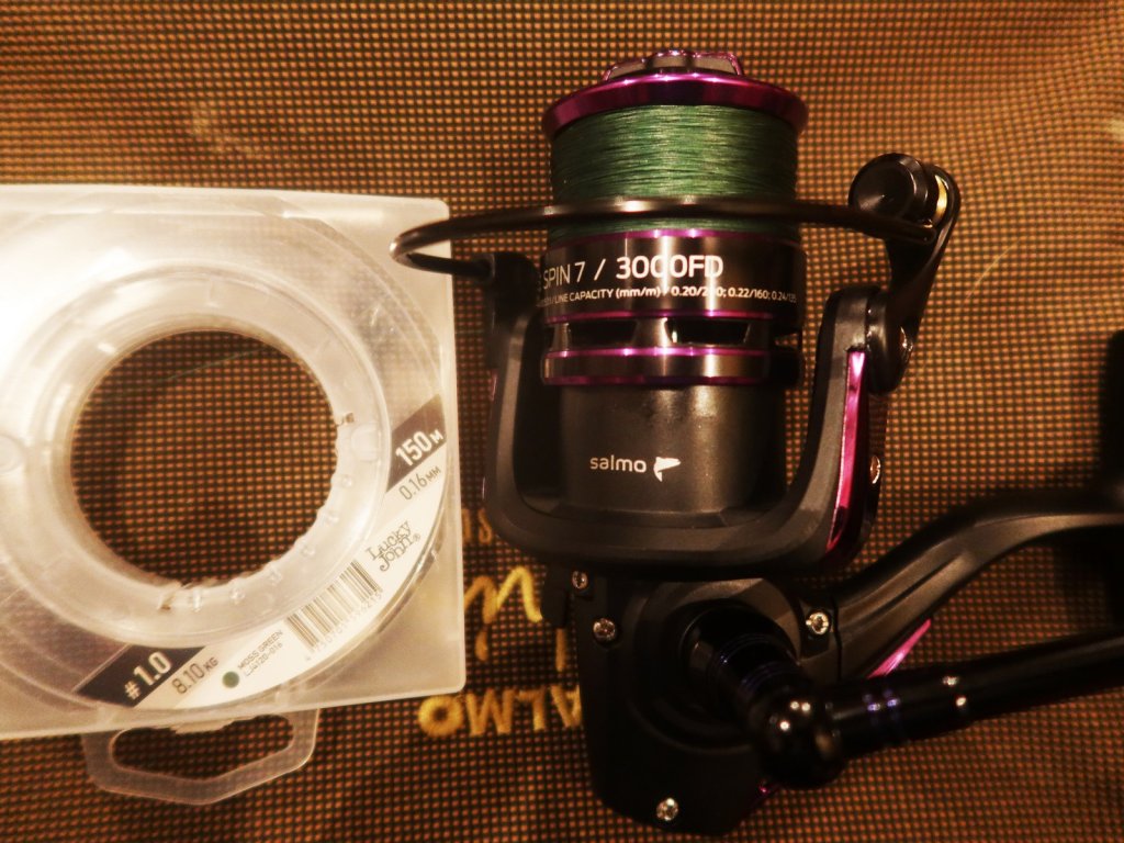 Катушка и плетёный шнур