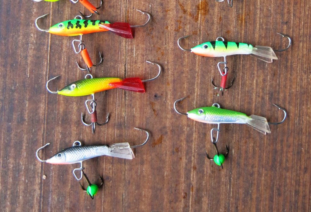 Небольшие балансиры разных расцветок