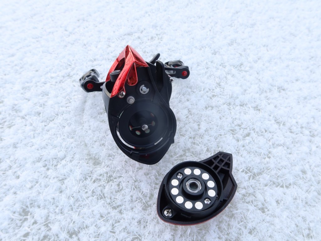 Разобранная мультипликаторная катушка