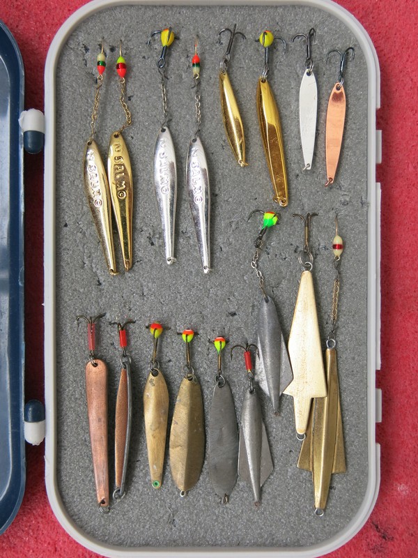 Разные блёсны в коробке