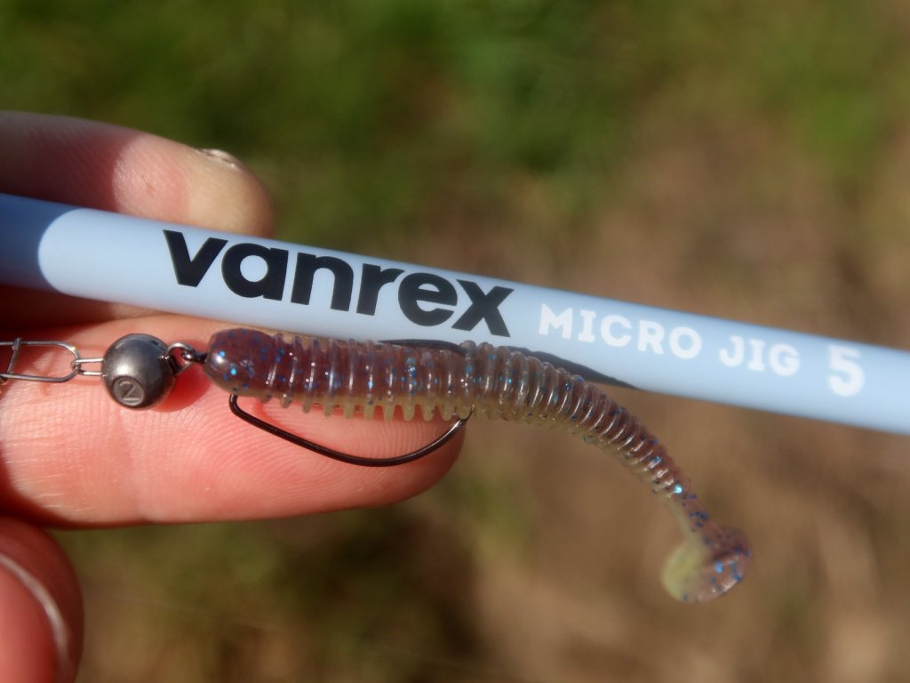 Название спиннинга и оснащённая приманка