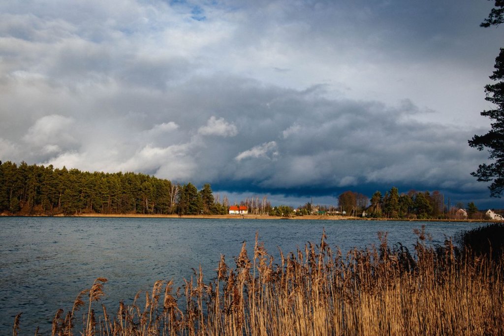Осеннее озеро Осеннее озеро