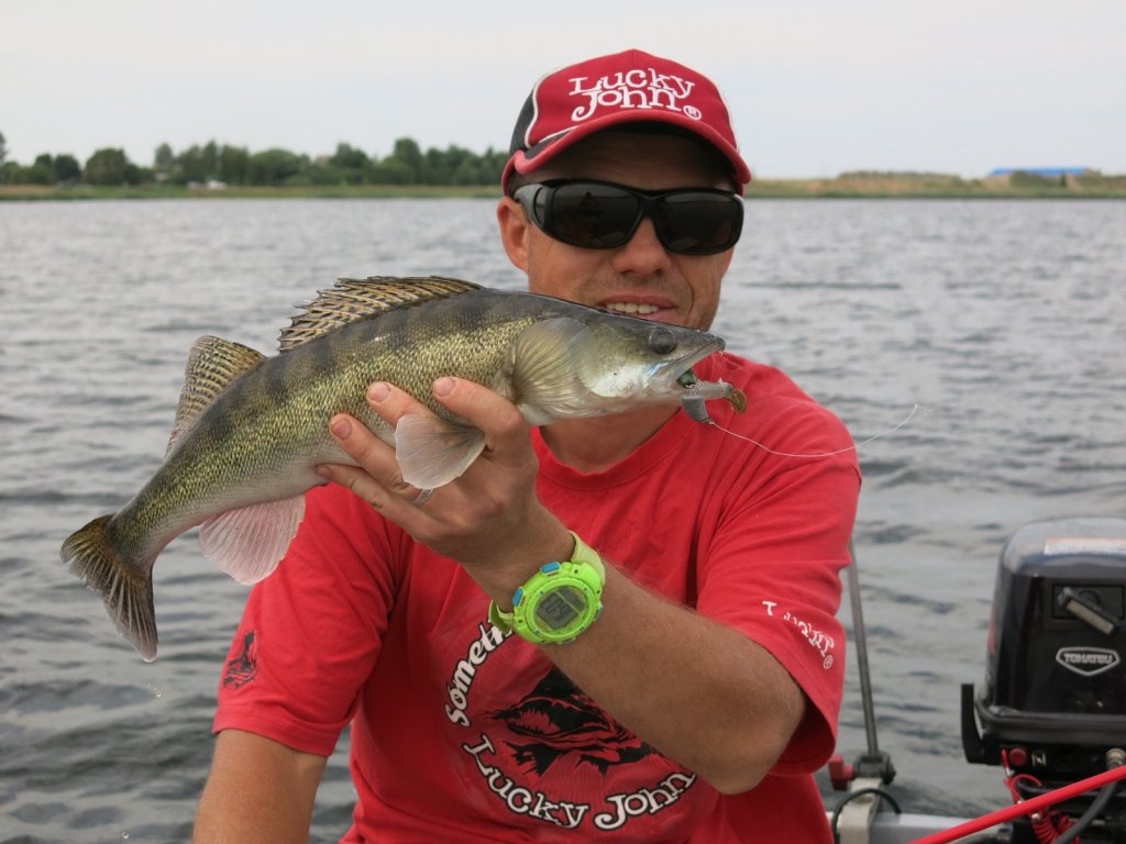 Судак клюнул у Валерия Сикиржицкого