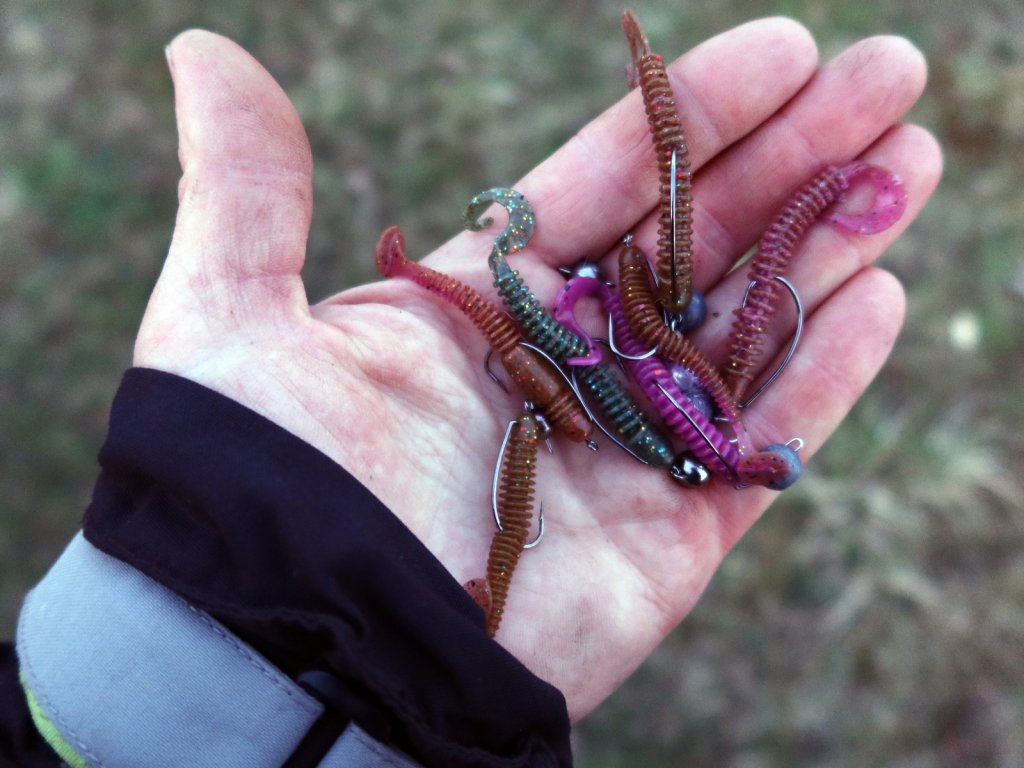 Разная оснащённая съедобная резина в руке