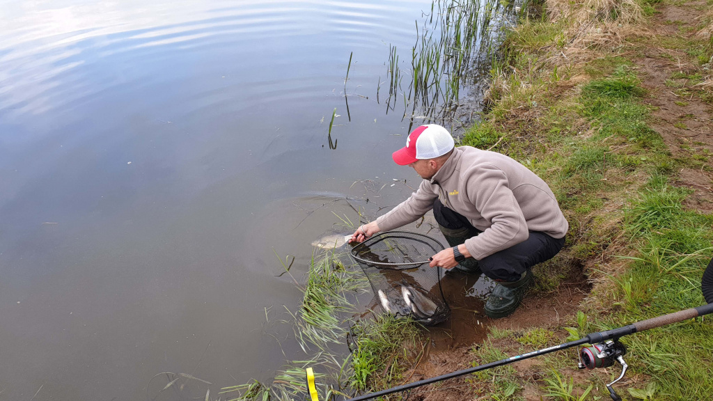 рыбалка на вилейском водохранилище в мае 00004.JPG