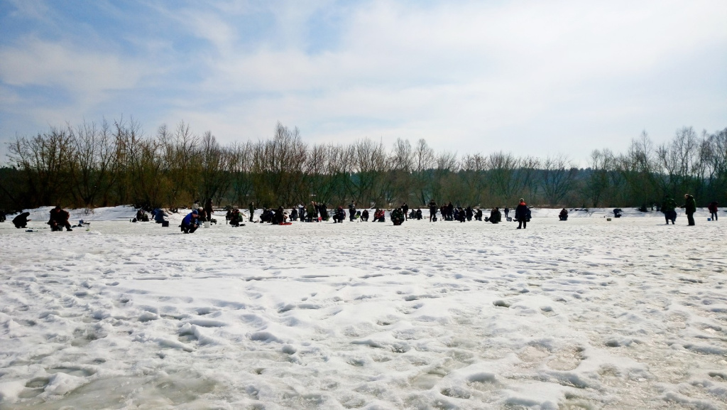 Зимняя ловля в речных затох