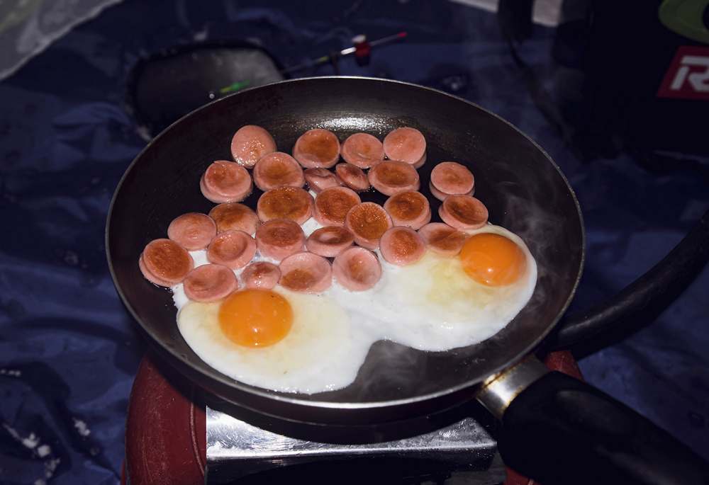 Что нужно для ночной ловли леща со льда зимой