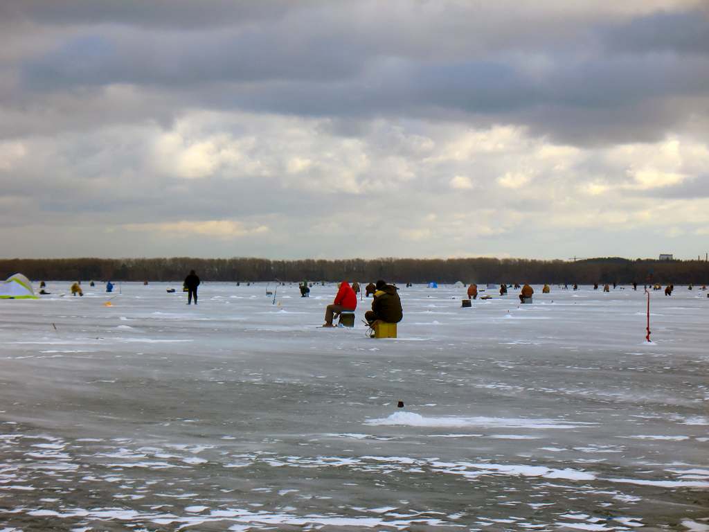 Ловля щуки на жерлицы на Минском море 00002.jpg Ловля щуки на жерлицы на Минском море 00002.jpg