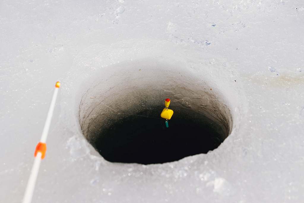 ловля на зимний поплавок 00011.jpg ловля на зимний поплавок 00011.jpg