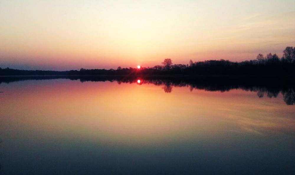 Нюансы ловли судака с лодки после заката 