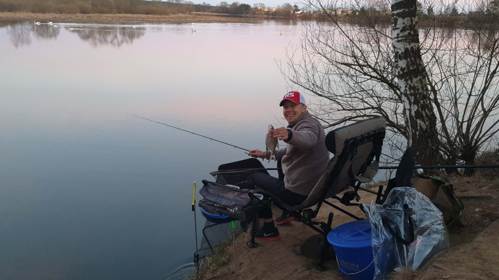 рыбалка на вилейском водохранилище в мае 00003.JPG