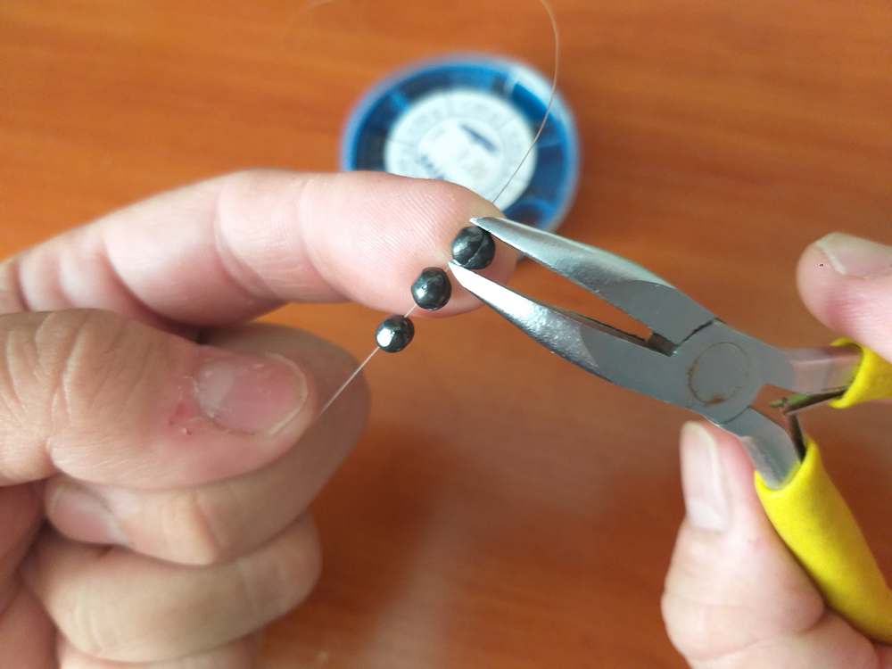 Монтаж поплавочной оснастки: огрузка